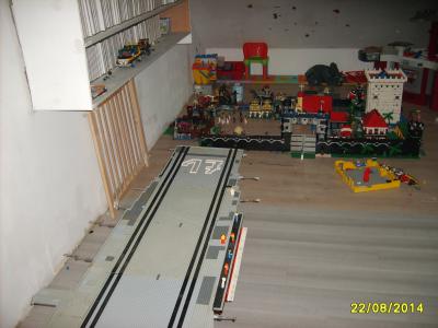 light-S5002125.JPG