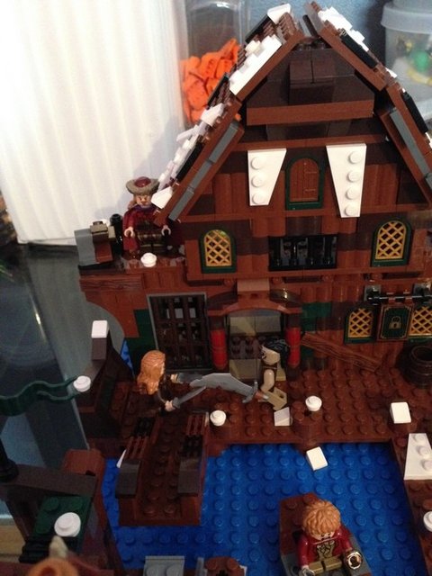 Moc LakeTown  (3).JPG