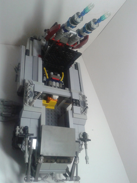16649829657_6a1b93a320_z.jpg