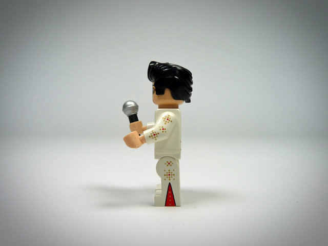 Elvis L.jpg