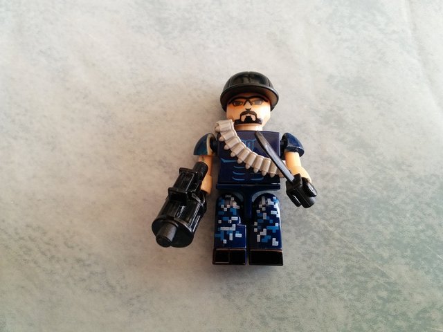 minifig 3.jpg